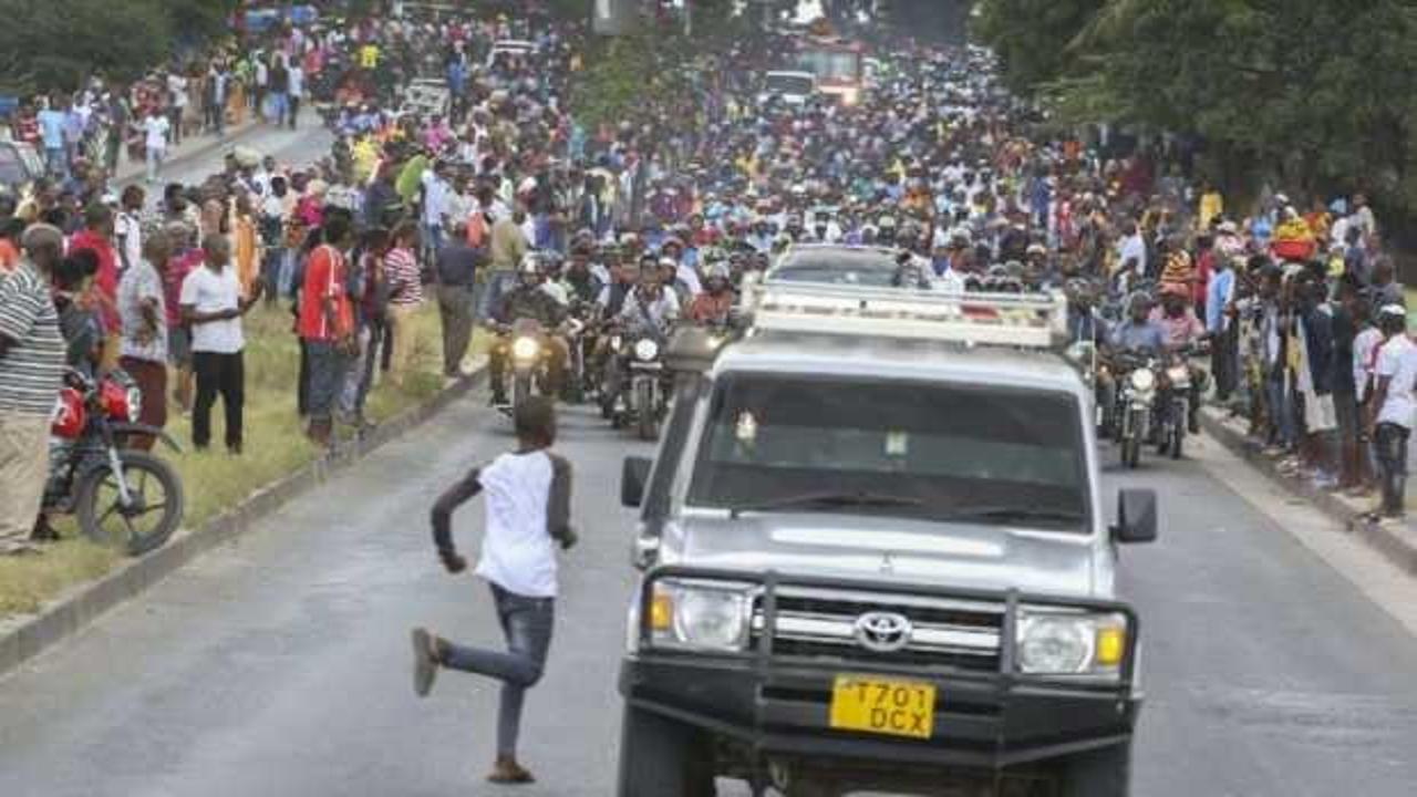 Tanzanya Devlet Başkanı'nın cenaze töreninde izdiham: 45 ölü