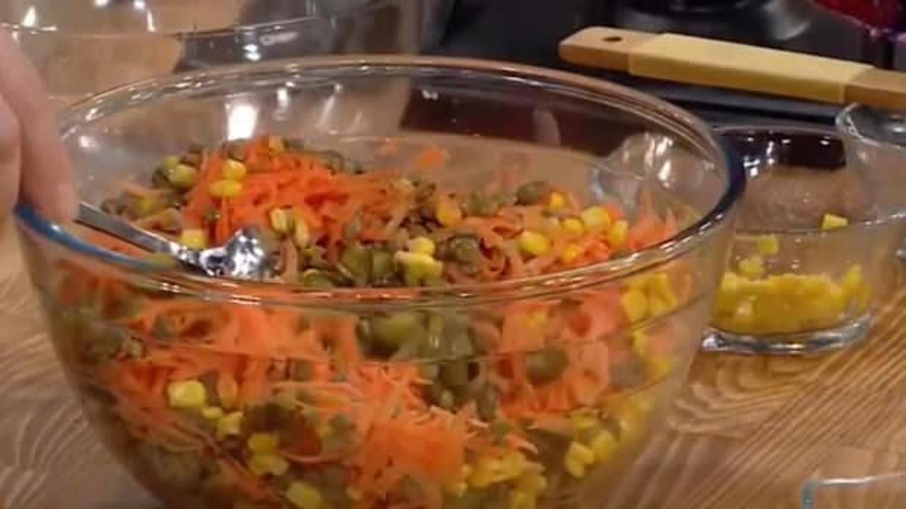 Cevizli ve tereyağlı salata nasıl yapılır?  Yoğurtlu mercimek salatası tarifi...