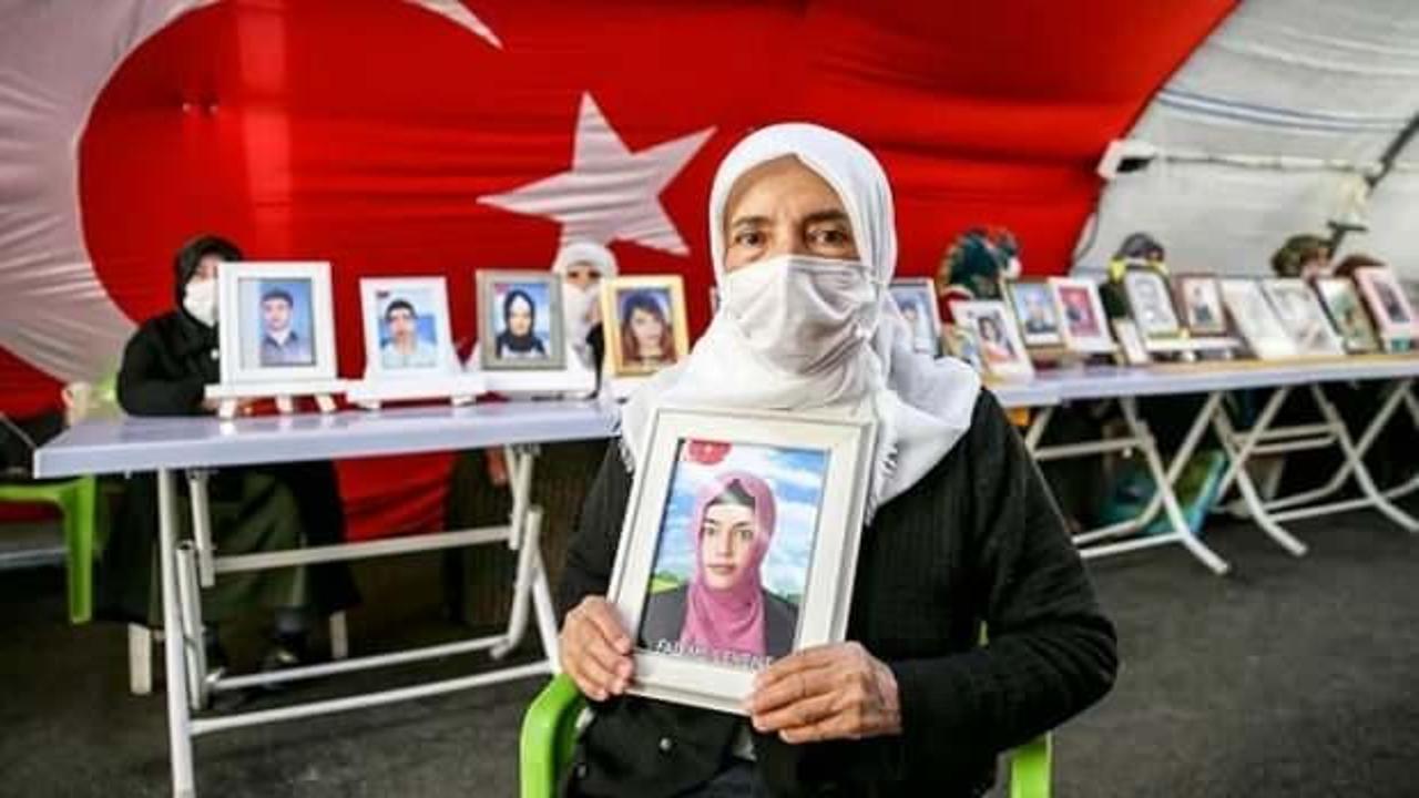Diyarbakır'da evlat nöbeti tutan anne: O silahları göm de gel Fadimem
