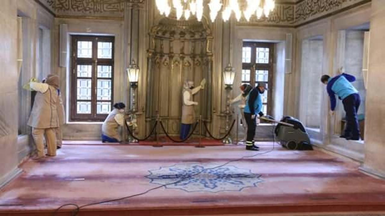 Eyüpsultan Camii, Ramazan öncesi gül suyuyla yıkandı  