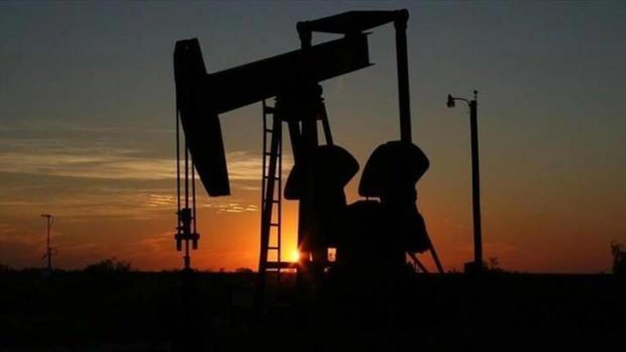 İran'dan Suriye'ye 1 milyon varil ham petrol sevkiyatı yapılacak
