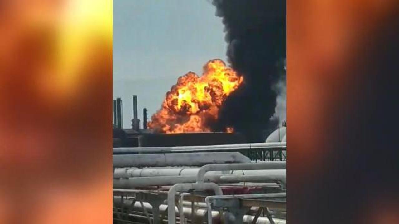 Meksika’da petrol rafinerisinde patlama