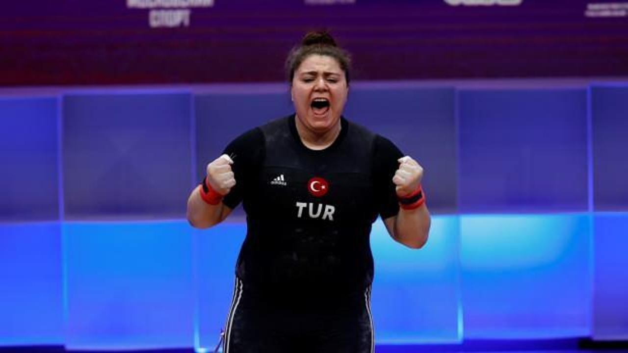 Milli sporcudan 3 madalya birden!