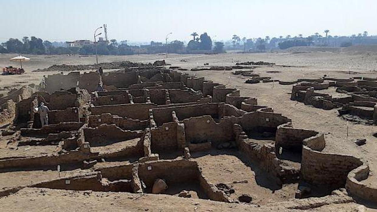 Mısır’da 3 bin yıllık ‘kayıp şehir’ keşfedildi