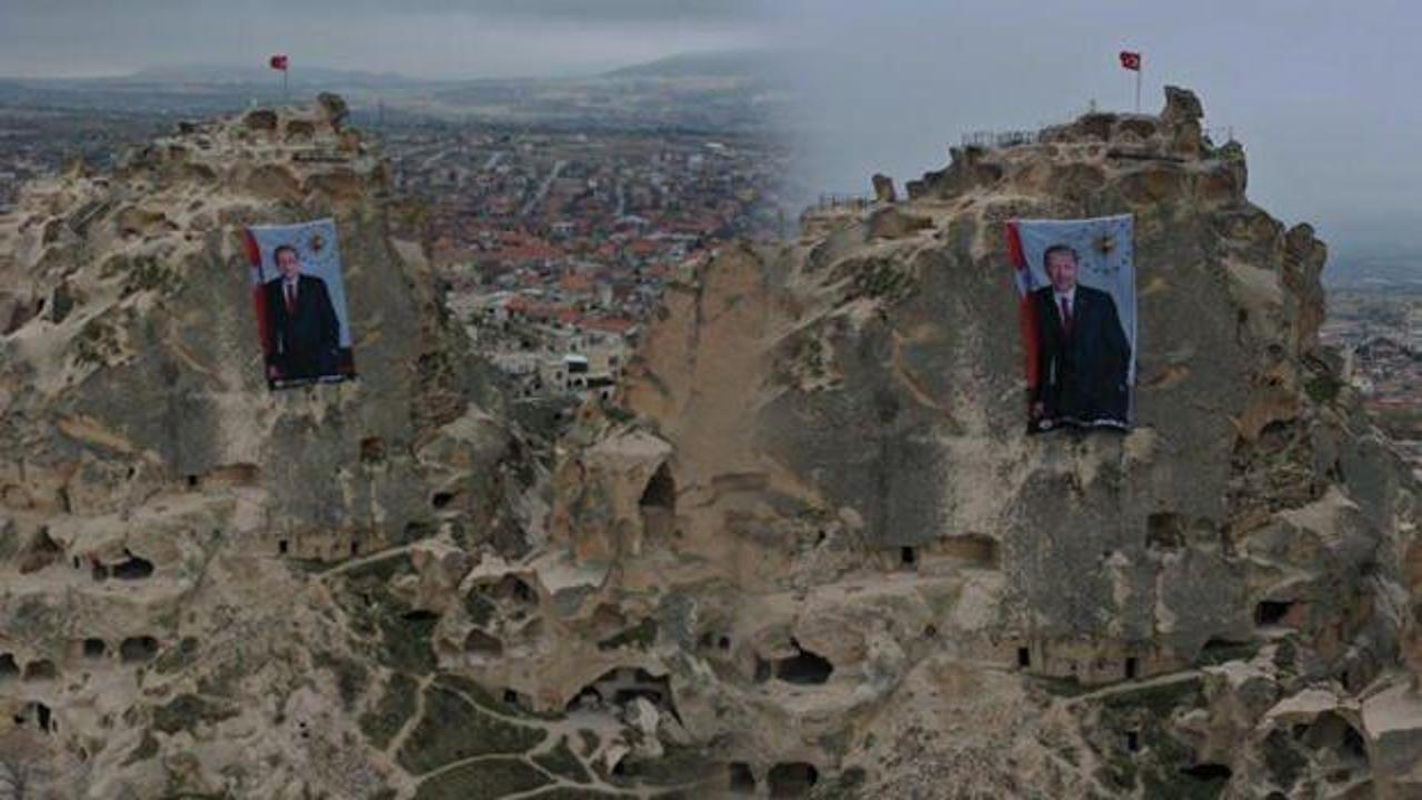 Nevşehir'de dünyanın en yüksek peribacasına dev Cumhurbaşkanı Erdoğan posteri asıldı