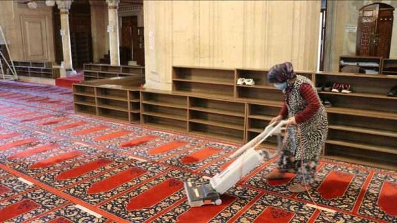 Selimiye Camisi'nde ramazan öncesi temizlik ve düzenleme çalışması yapıldı