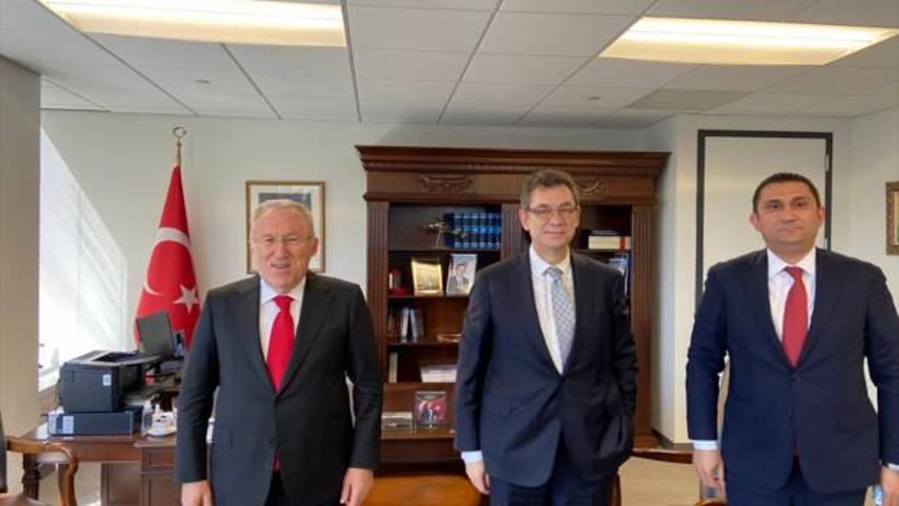 Türkiye'nin Washington Büyükelçisi Mercan, Pfizer'ın CEO'su Bourla ile görüştü