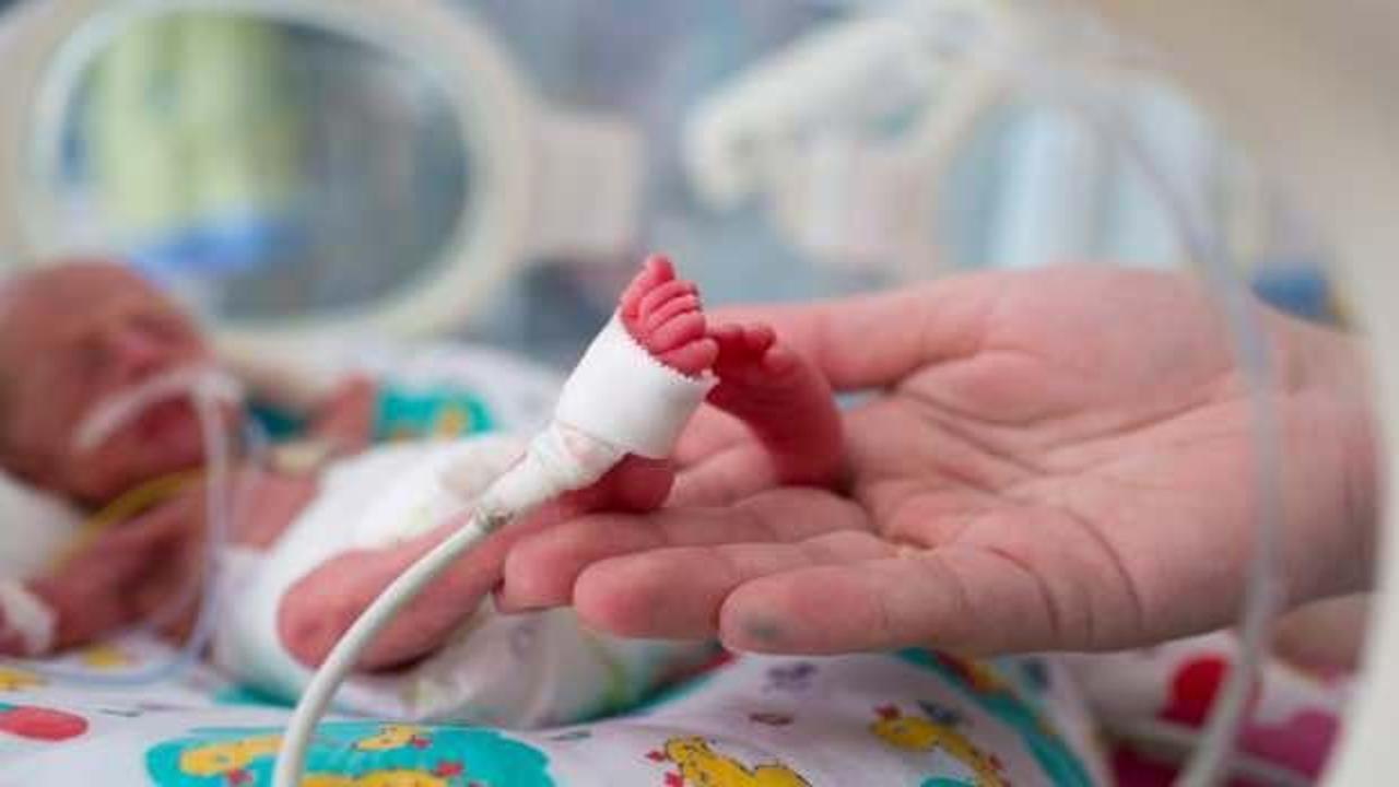 1900 gram doğan bebeğin kalbindeki delik anjiyo yöntemiyle kapatıldı