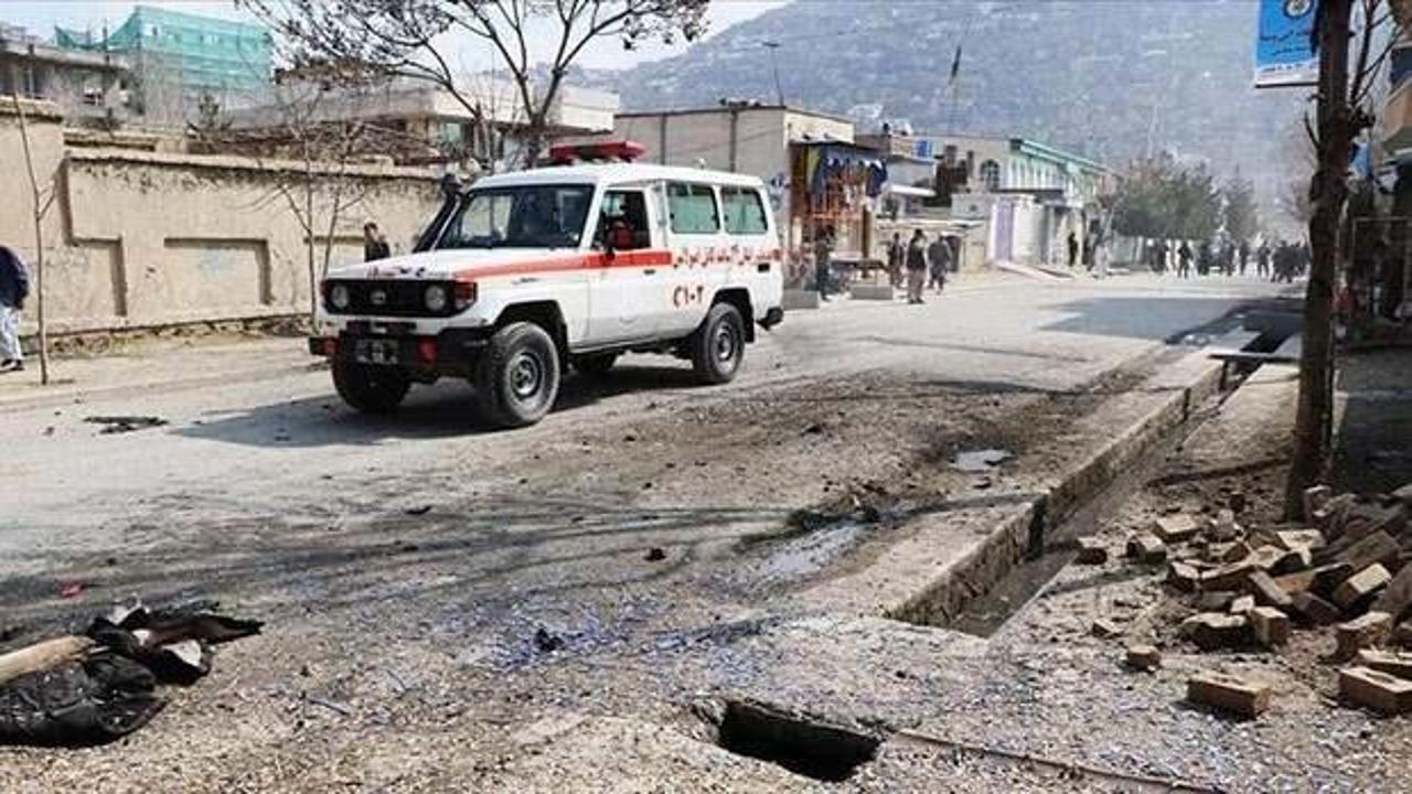 Afganistan'da yol kenarına yerleştirilen bomba patladı: 4 ölü