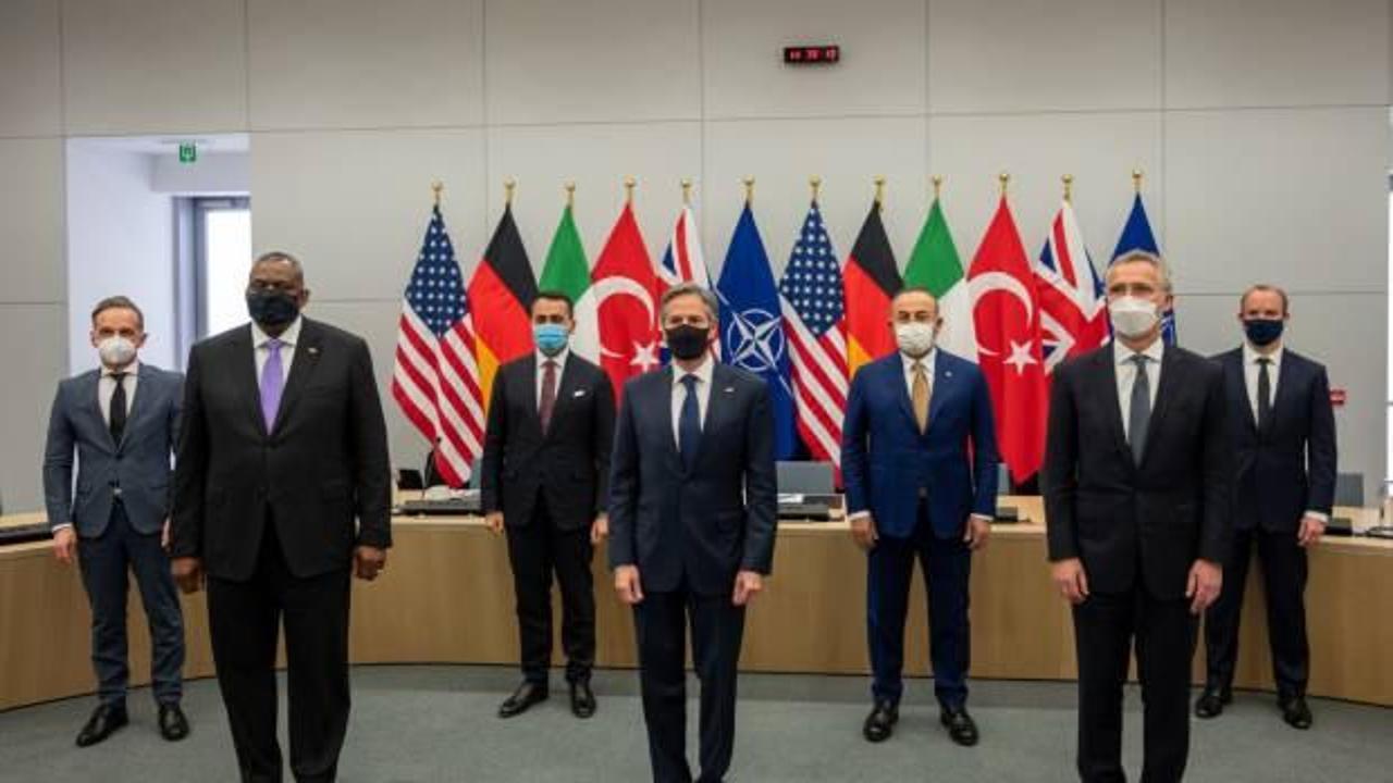 Bakan Çavuşoğlu, NATO Konseyi Toplantısına katıldı