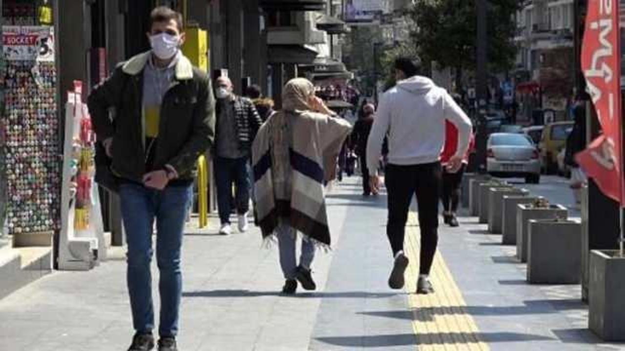 En çok vaka görülen Samsun’da sokaklarda insan yoğunluğu