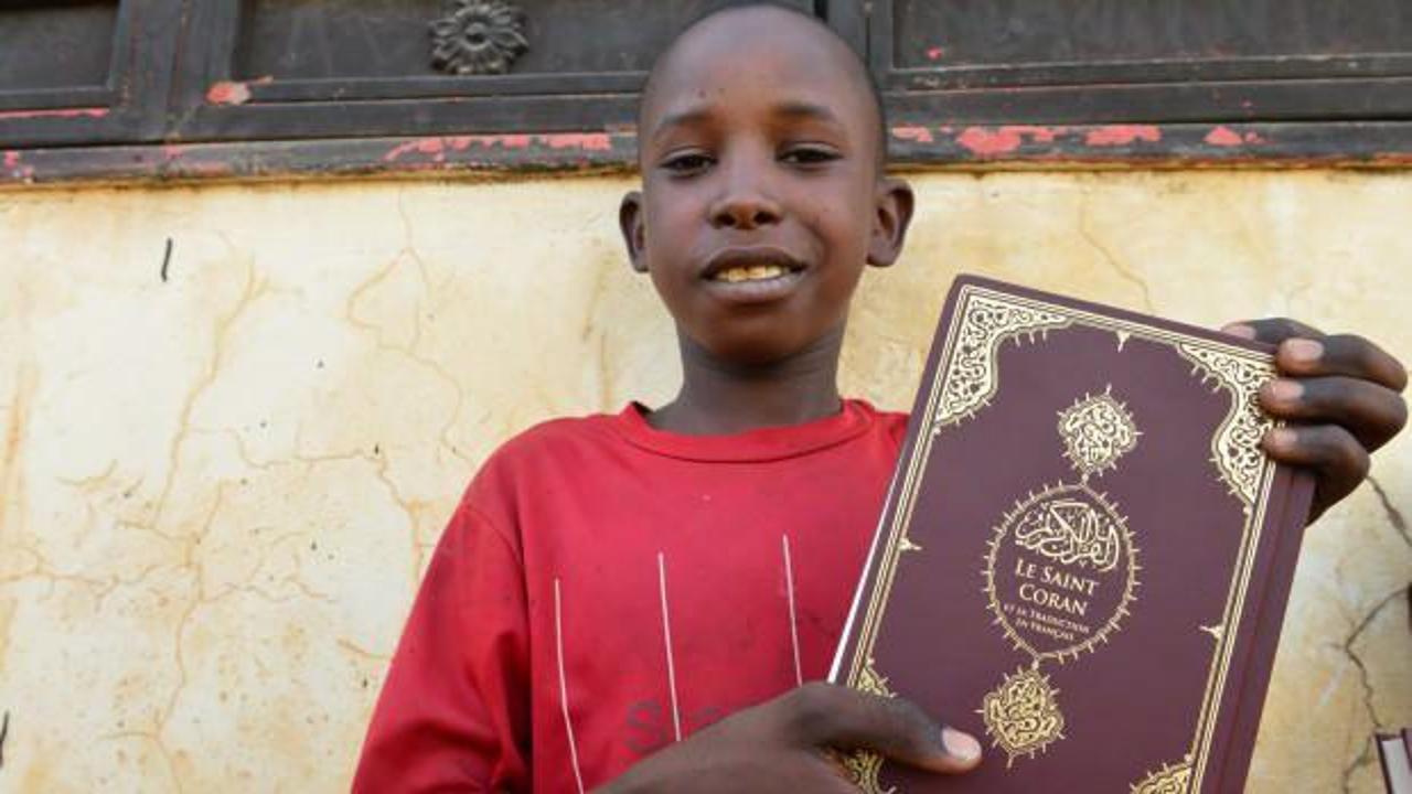 Hediye Kur’an ile yüzler güldü