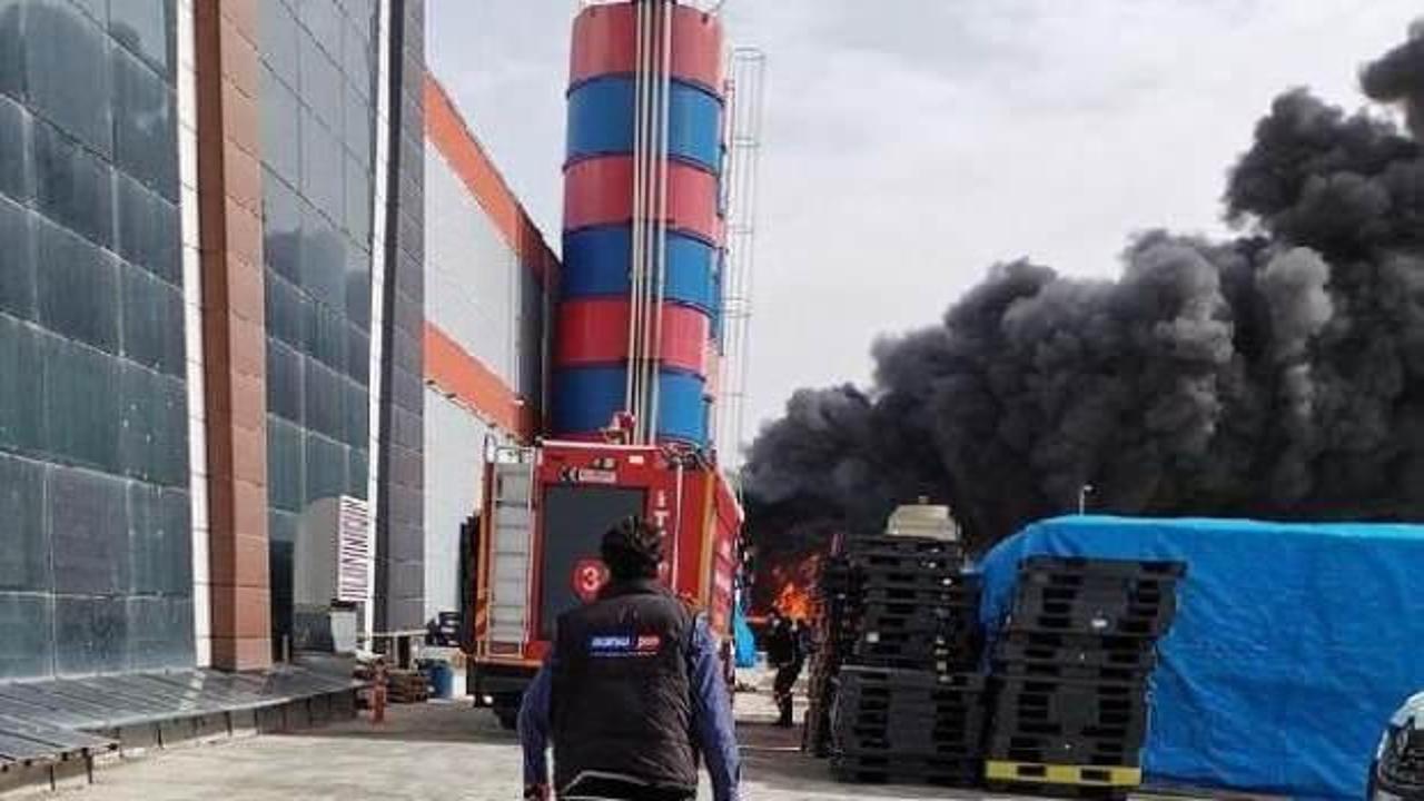 Kayseri'de plastik boru fabrikasında yangın