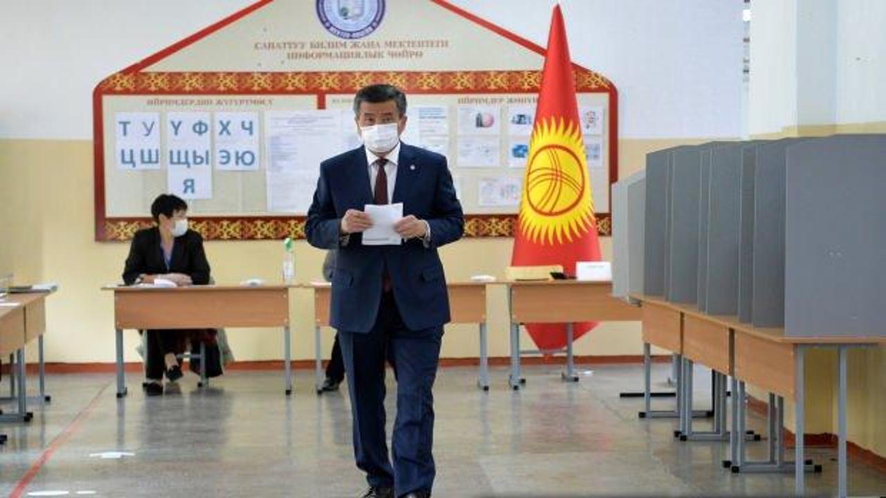Kırgızistan referandum ile parlamenter sistemden başkanlık sistemine geçti