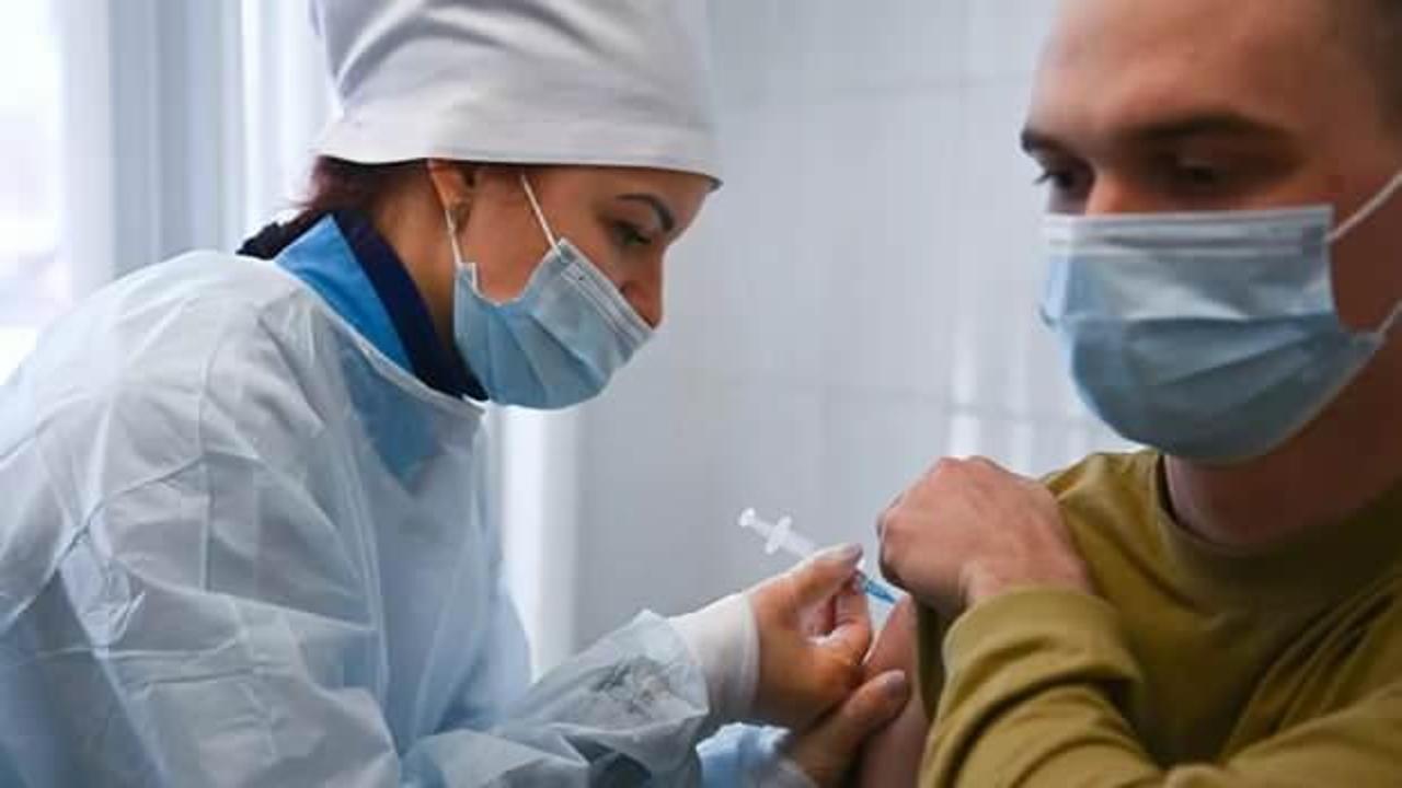 Moskova’da koronavirüse karşı evde aşılama uygulaması başlatıldı