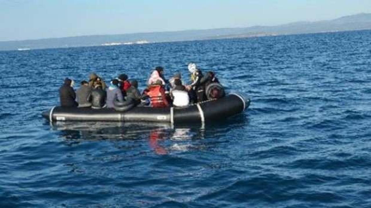 Türk kara sularına itilen 55 düzensiz göçmen kurtarıldı