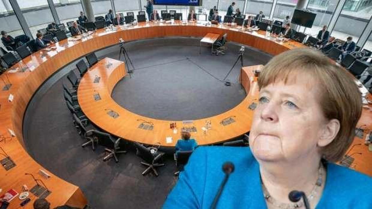 Almanya'daki en büyük skandal büyüyor! Merkel ifade verdi