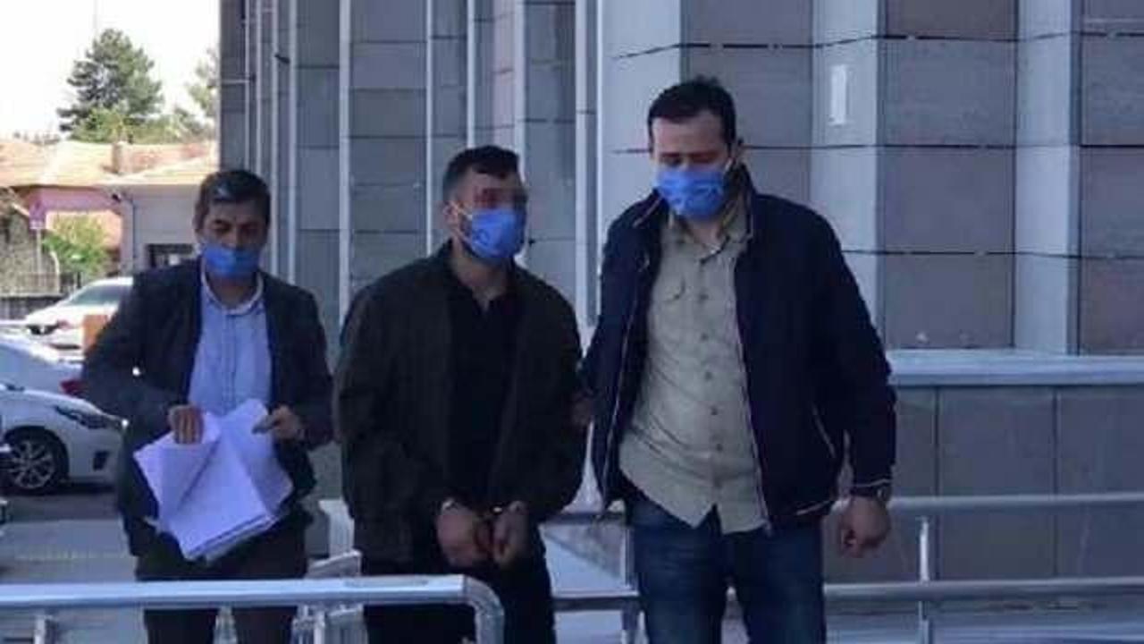 Kuyumcudan 'hakkını helal et' diyerek bilezik alıp ka&ccedil;tı