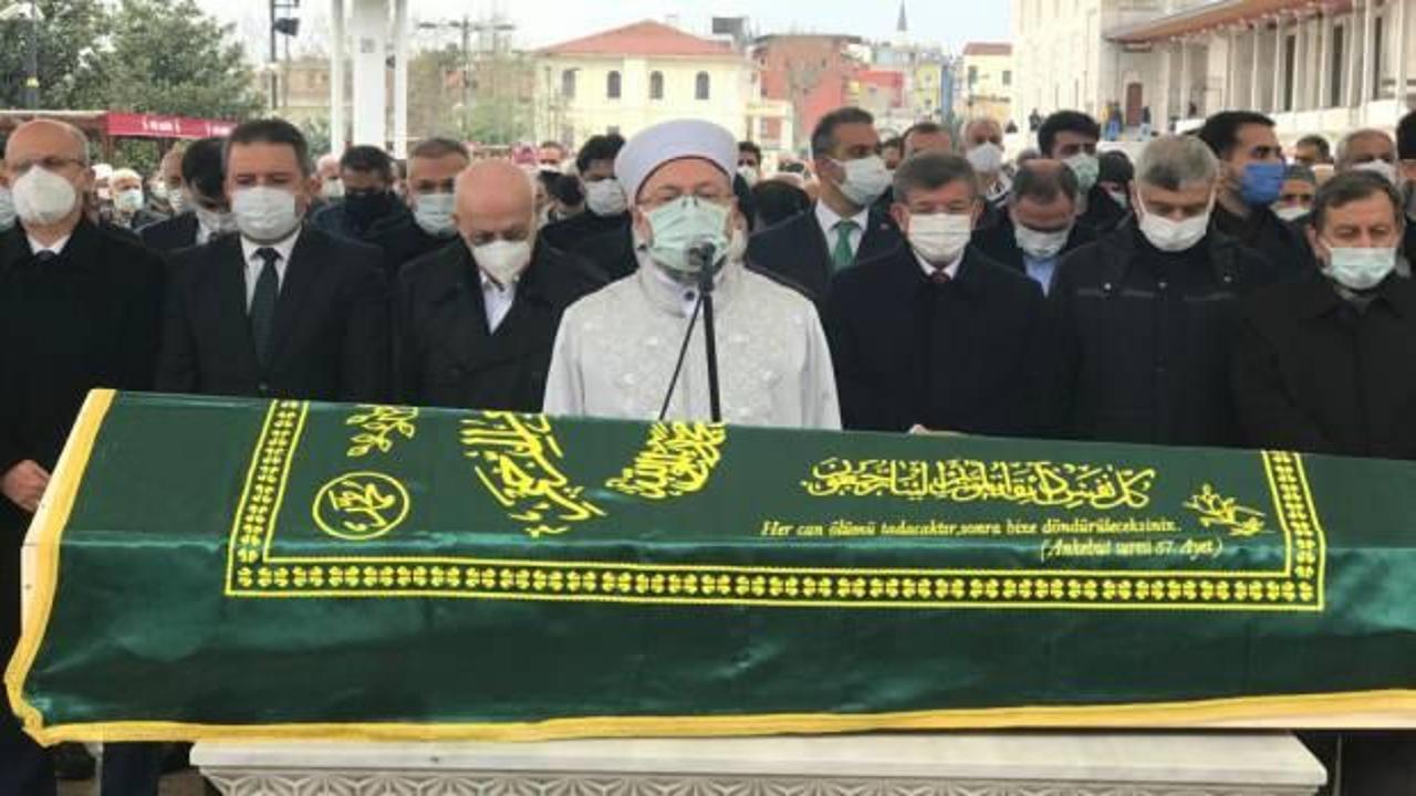 Prof. Dr. Ali Özek için Fatih Camii'nde cenaze namazı kılındı 