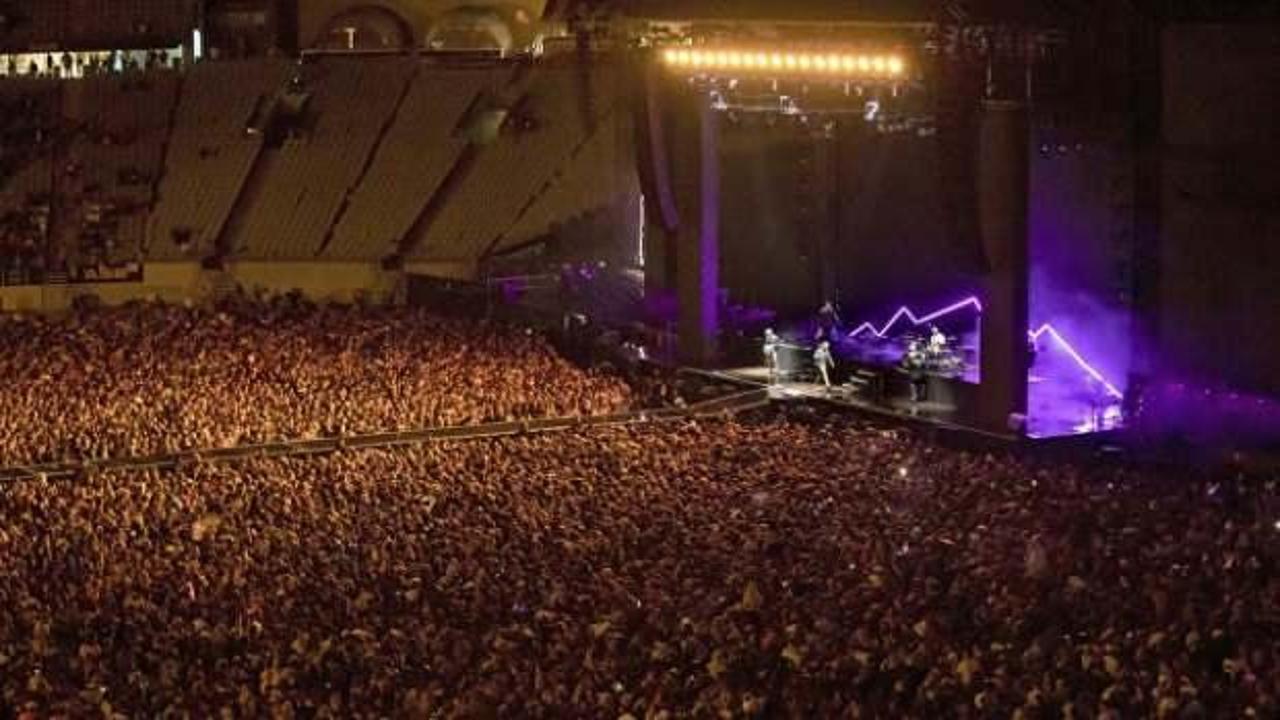 Barselona'da 5 bin kişilik konsere katılanlarda koronavirüse rastlanmadı!