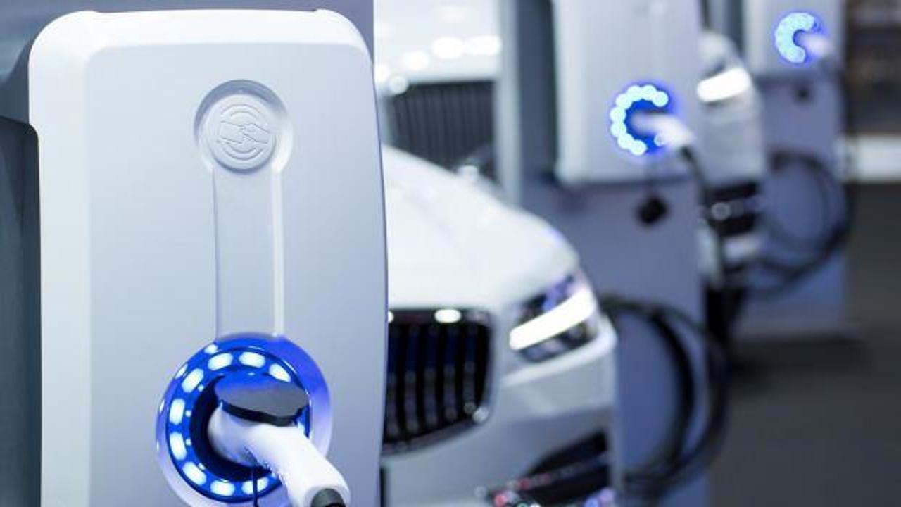 Elektrikli araçlar, 120 milyar dolarlık satışla rekor kırdı