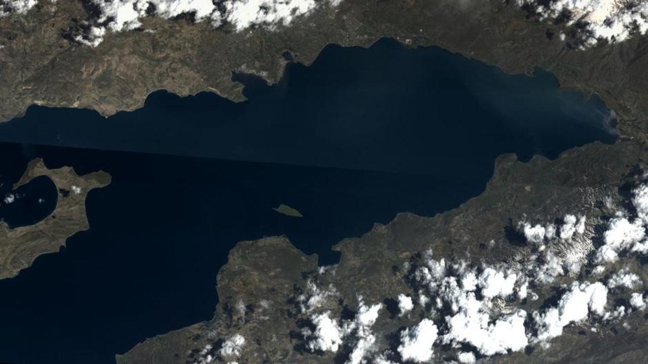 Yerli uydudan Van Gölü fotoğrafı