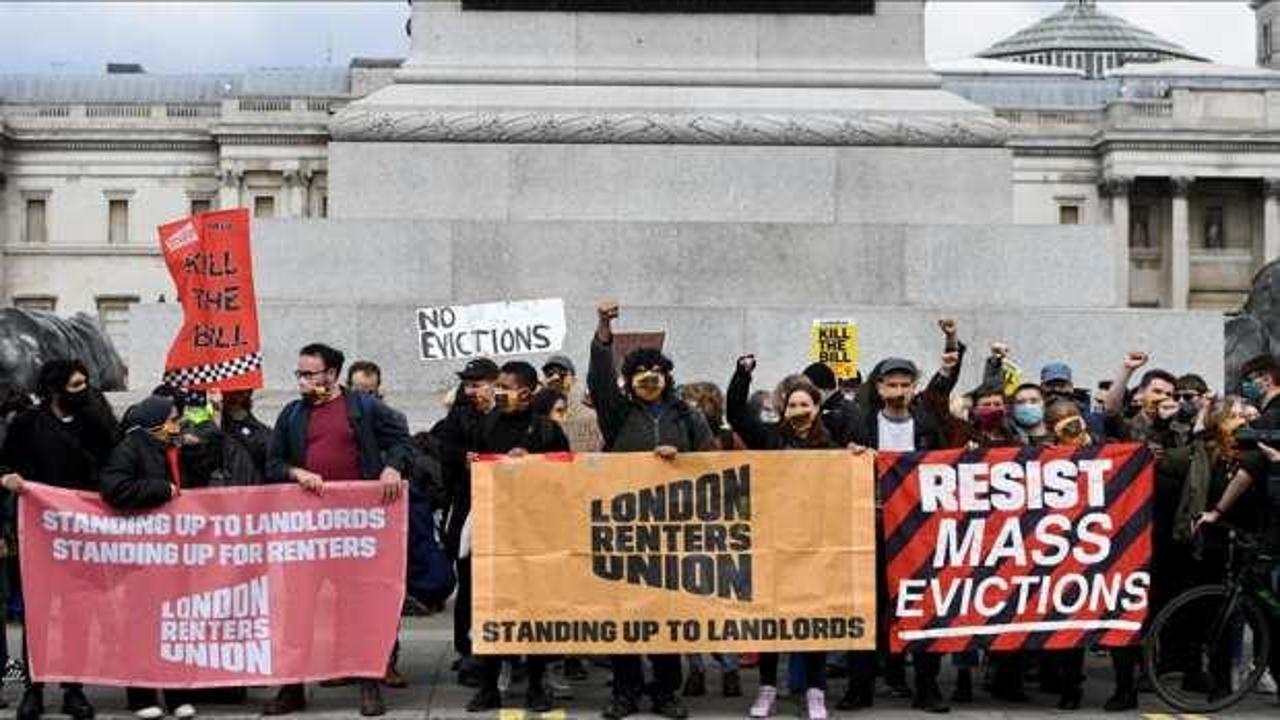 İngiltere’de polise yeni yetkiler veren yasa tasarısı protesto edildi
