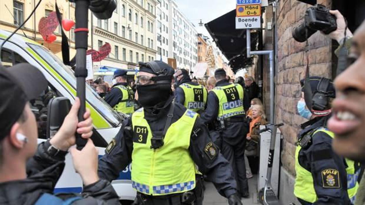 İsveç’te 1 Mayıs yürüyüşü Kovid-19 protestosuna dönüştü