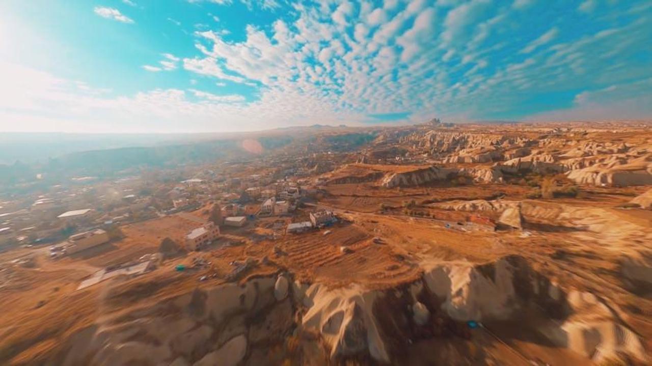 Kapadokya’da gökyüzünden nefes kesen görüntüler