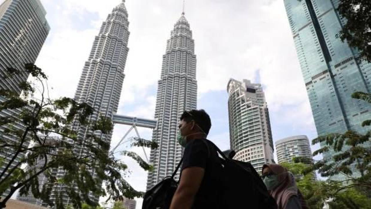 Malezya'da yeniden kısmi sokağa çıkma yasağı uygulanacak