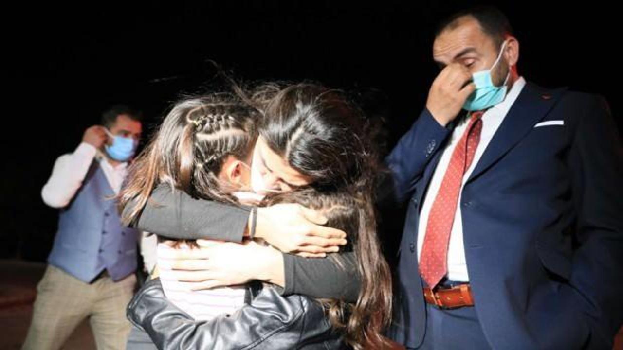 Yürekleri dağlayan buluşma! Melek İpek çocuklarıyla...