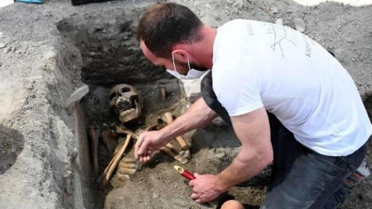 Aydın'da 7 asırlık mezar bulundu