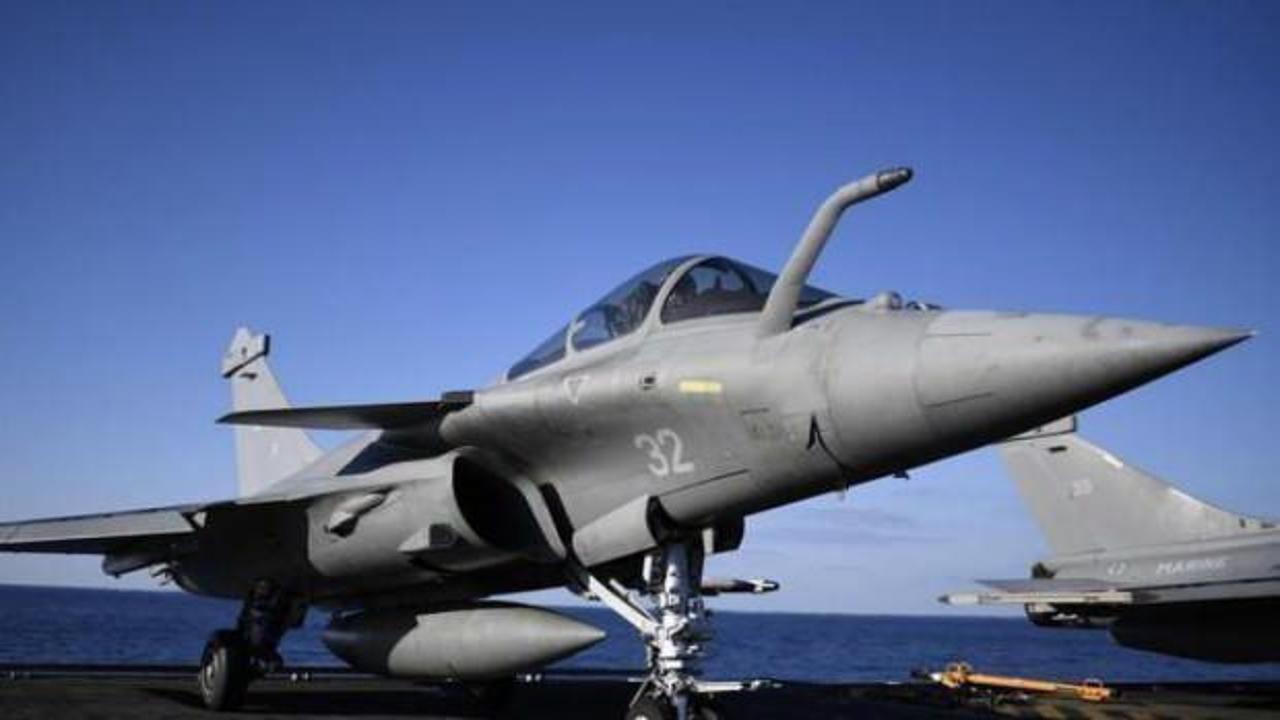 Fransa ile Mısır arasında 'gizli' imza: 30 savaş uçağı...