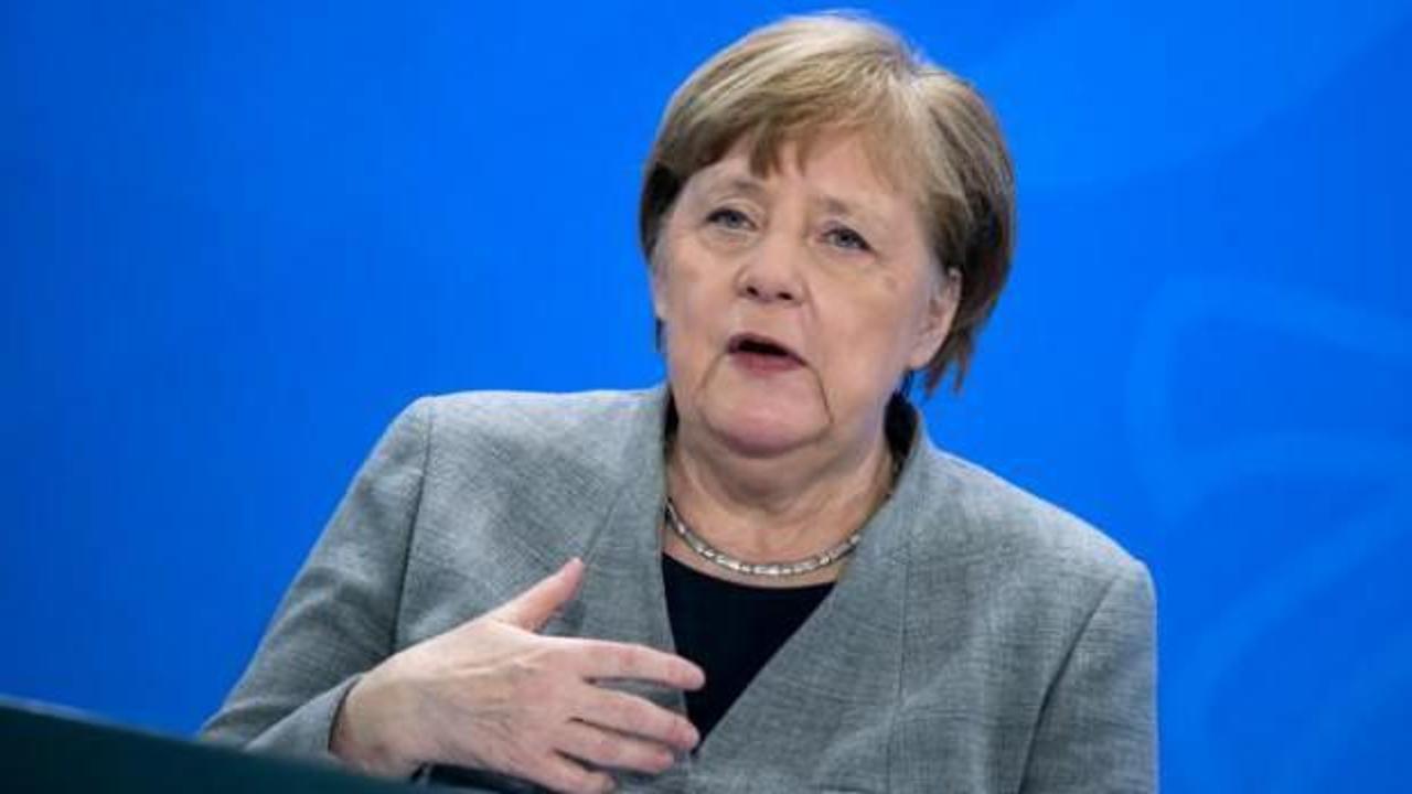 Merkel: Almanya'da üçüncü dalgayı kırmış görünüyoruz