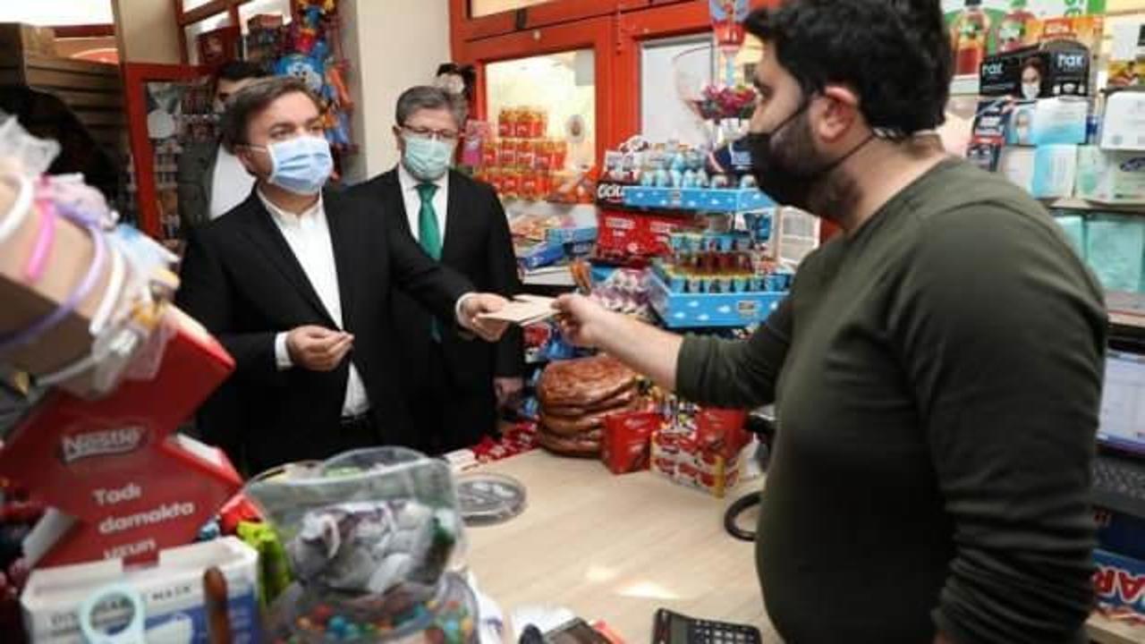 Vali, bakkallardaki veresiye bor&ccedil;larını sildirdi