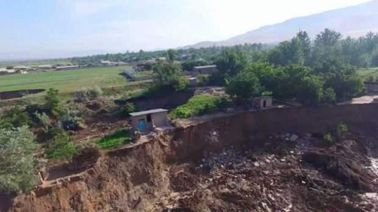 Tacikistan'da sel felaketi: 7 ölü