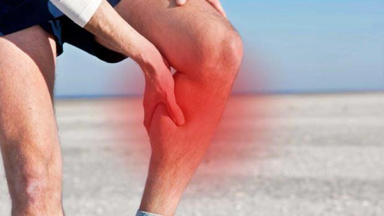 Baldır ağrısı neden olur? Bacaklarda dinlenirken baldır ağrısı ve sızlama nasıl geçer?