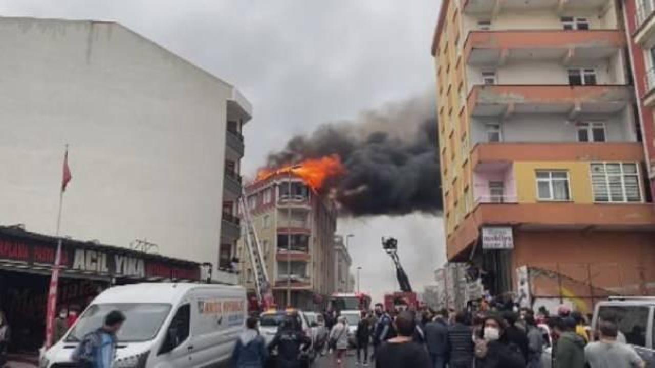 İstanbul'da 5 katlı binada yangın! 