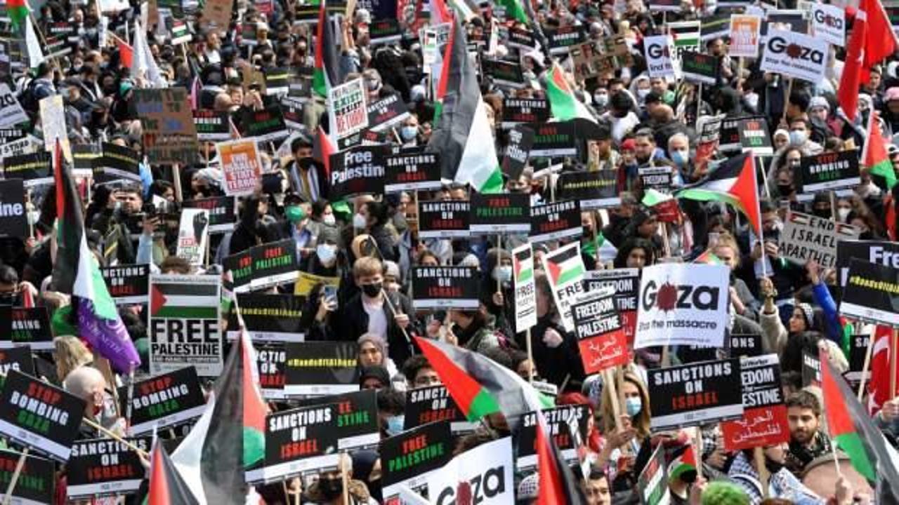 Fransa'da binlerce kişiden Filistin için 'İsrail'e boykot' çağrısı yaptı