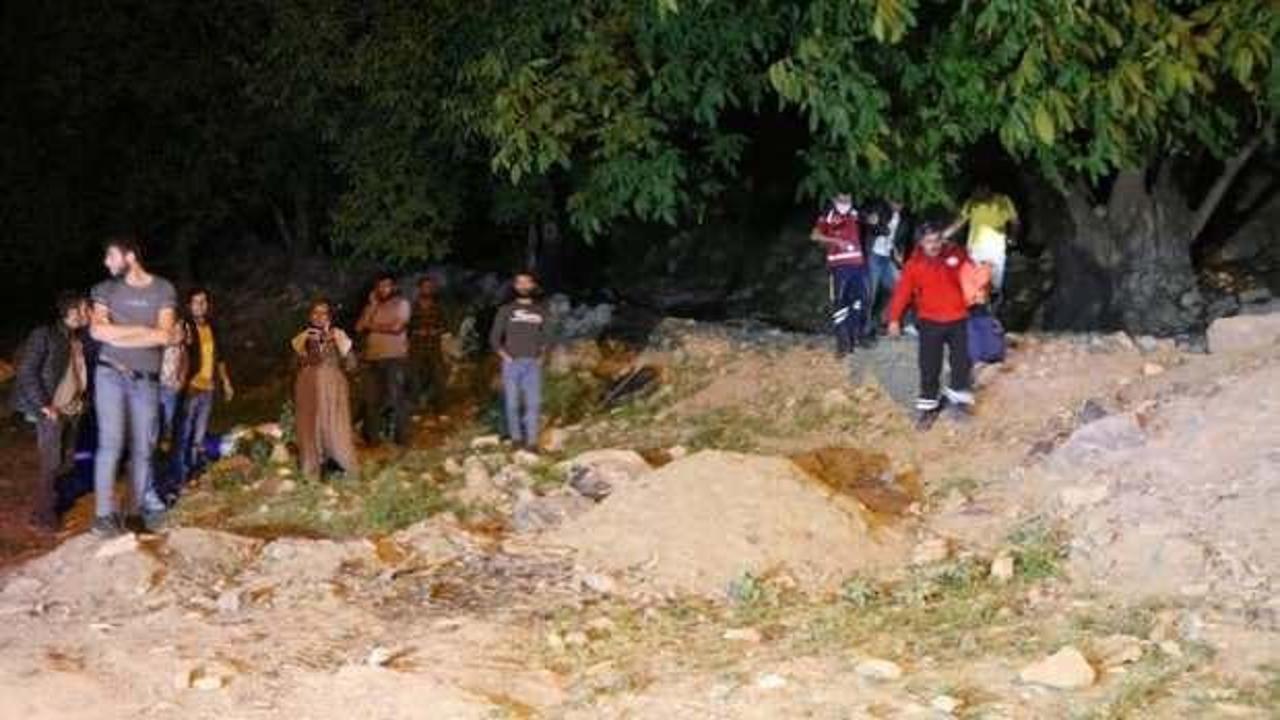 Pancar toplarken kayalıktan d&uuml;şt&uuml;, 3 saatte kurtarıldı