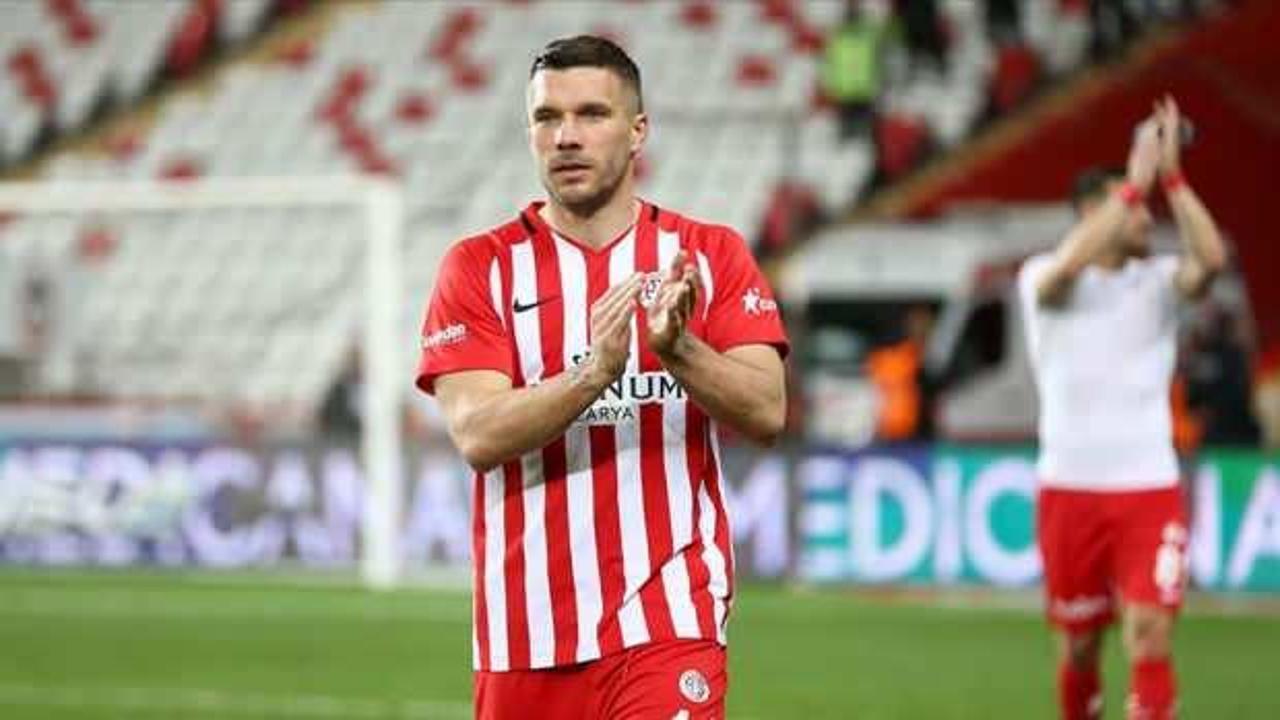 Lukas Podolski'nin yeni takımı resmen açıklandı!