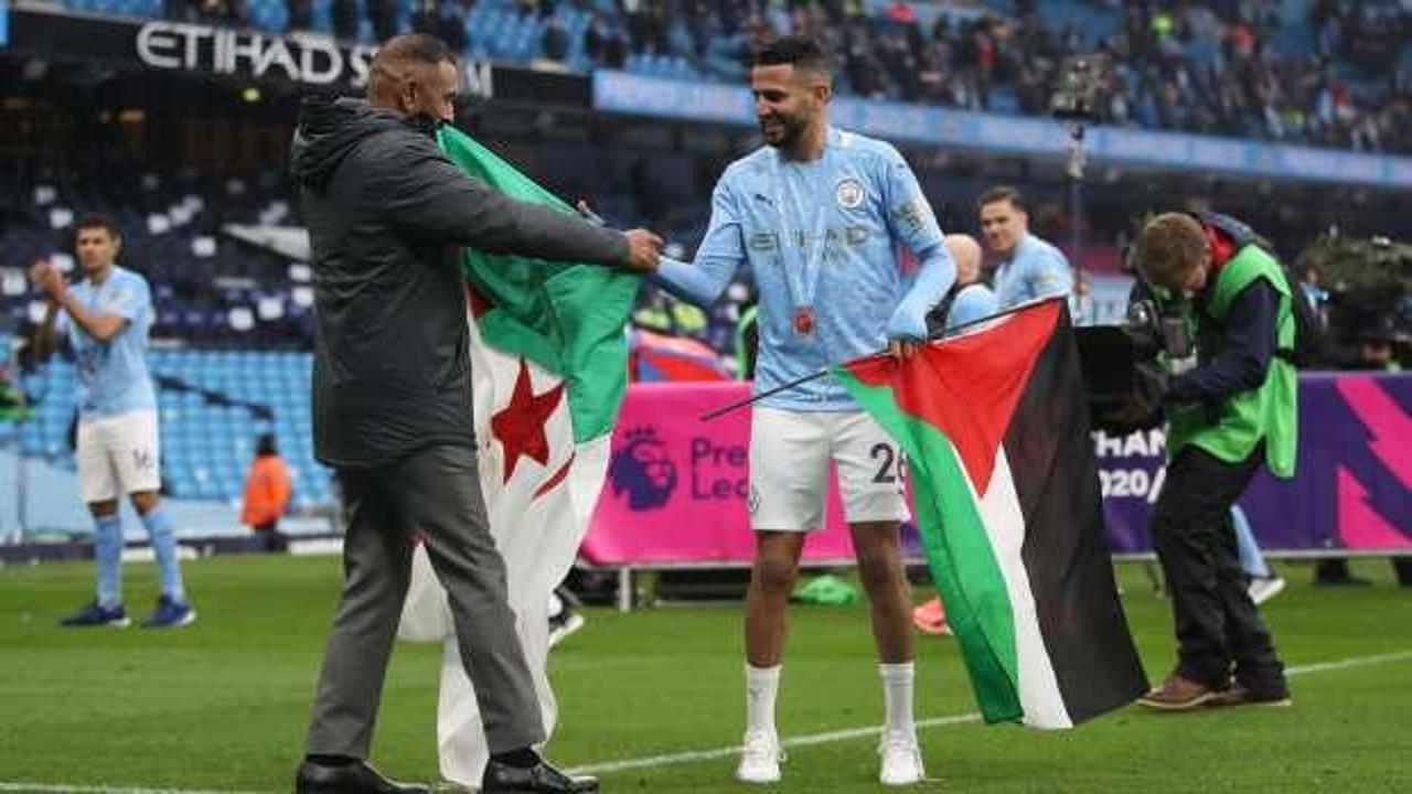 Riyad Mahrez, şampiyonluk kutlamasında Filistin bayrağı açtı