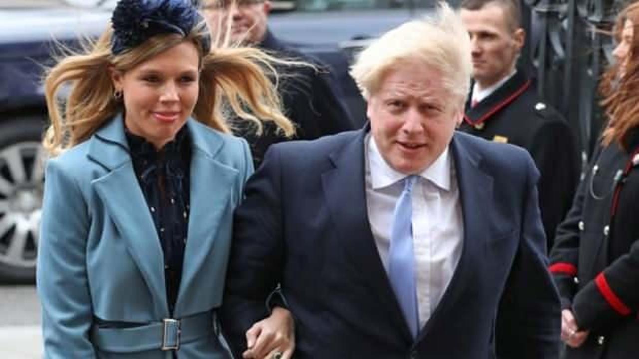 İngiltere Başbakanı Johnson gizli törenle evlendi