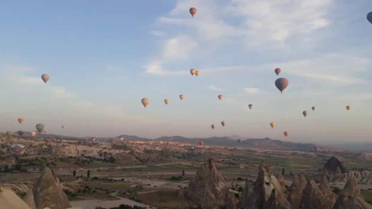 Kapadokya'da balonlar yeniden gökyüzüyle buluştu