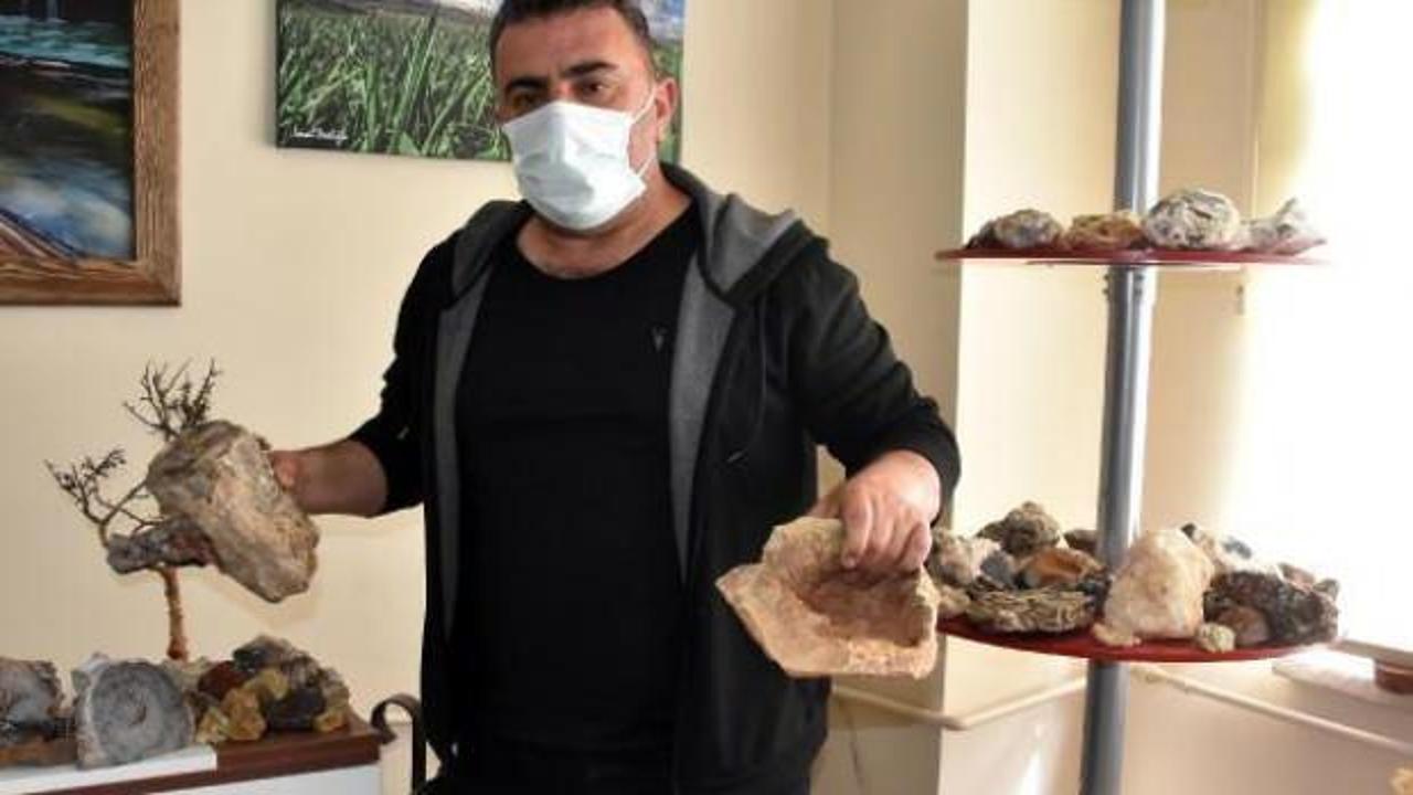 1 yılda topladığı 10 bin adet taşla koleksiyon yaptı