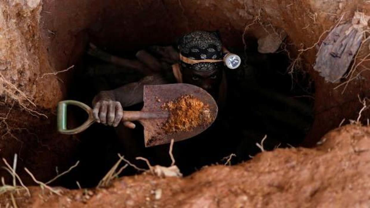 Gana'da kaçak altın madeninde göçük: 9 ölü