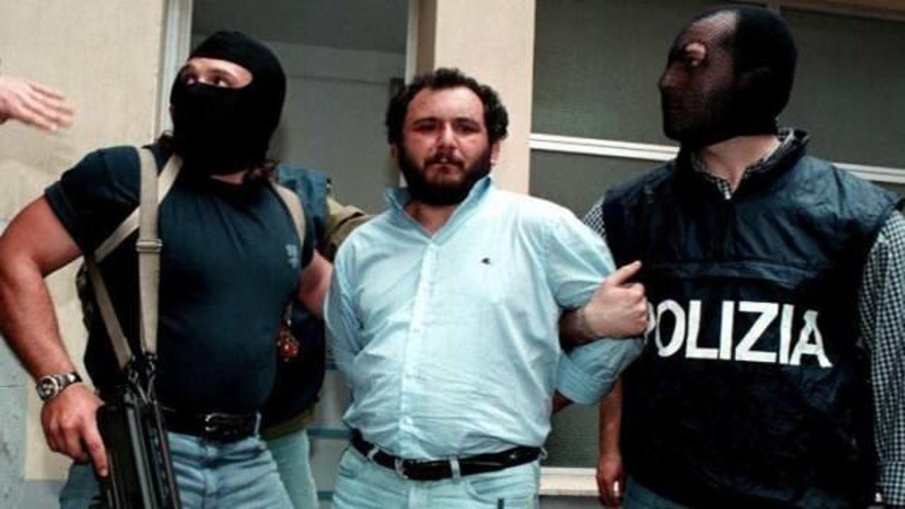 İtalya'da "insan kasabı" lakaplı Cosa Nostra mafya üyesi tahliye oldu