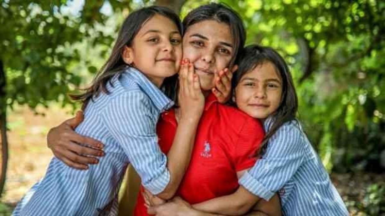 Melek İpek, zor g&uuml;nleri geride bıraktı