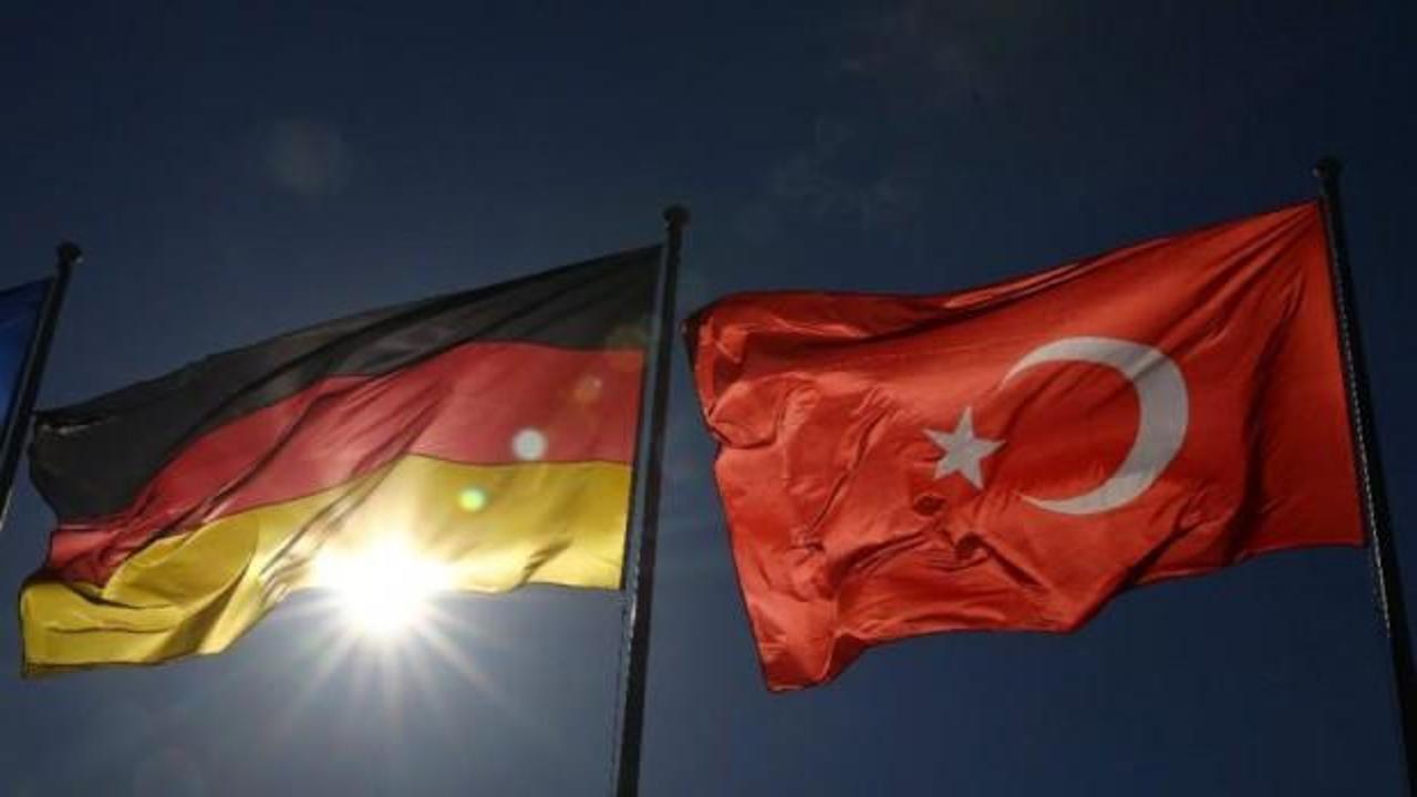 Almanya'da "Türkiye'ye silah ambargosu" teklifi reddedildi