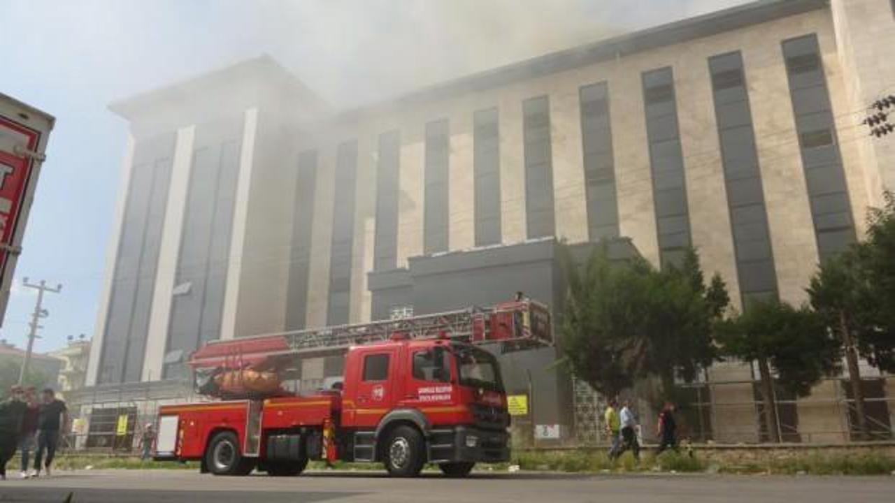 Çanakkale Emniyet Müdürlüğü binasında yangın